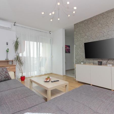 Apartman Uskok Задар Екстериор снимка